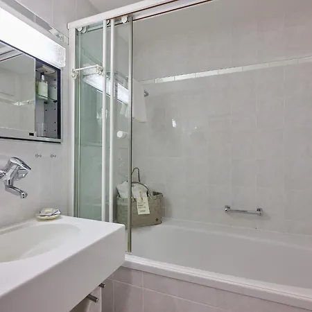 Schuele's Wellnessresort & Adults Only 4*